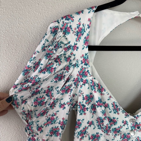 New For Love & Lemons Taggart Floral Print Mini Dress White NWT - Picture 3 of 16